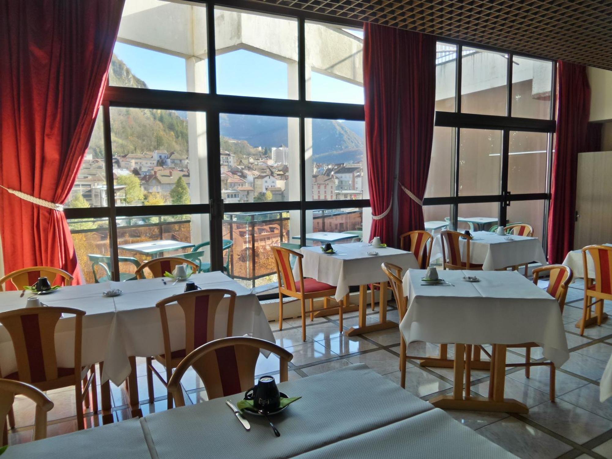 Jura Hotel Restaurant Le Panoramic Saint-Claude Εξωτερικό φωτογραφία