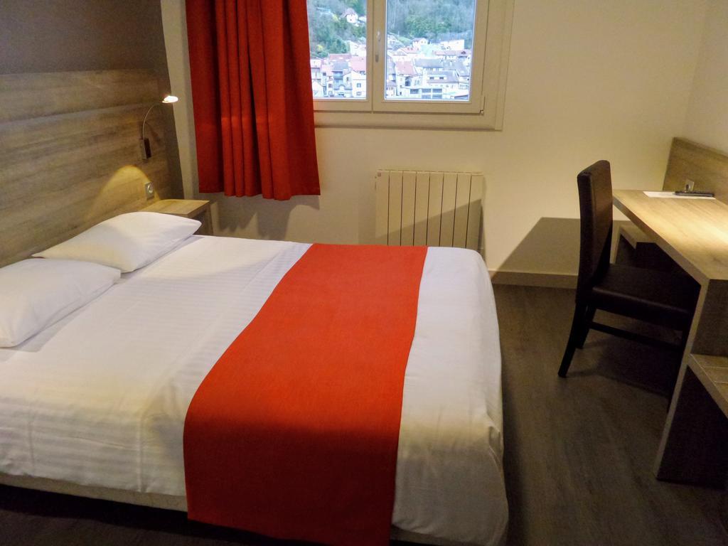 Jura Hotel Restaurant Le Panoramic Saint-Claude Εξωτερικό φωτογραφία