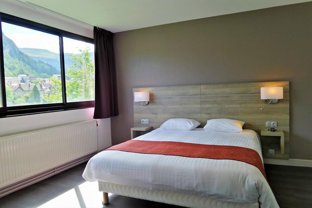 Jura Hotel Restaurant Le Panoramic Saint-Claude Εξωτερικό φωτογραφία
